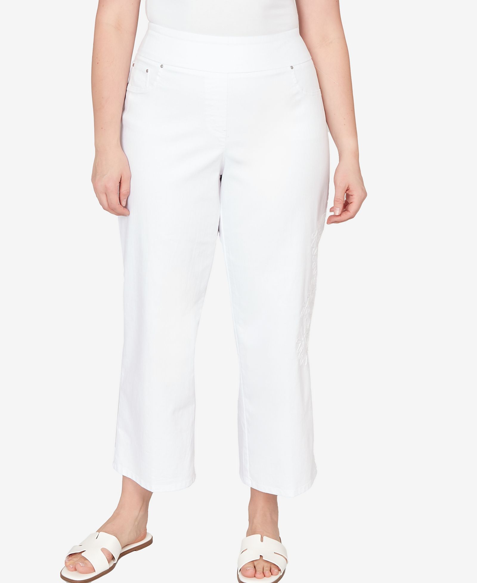 Ruby Rd. Plus Size джинсы Ruby Rd. Embroidered Stovepipe Pull On