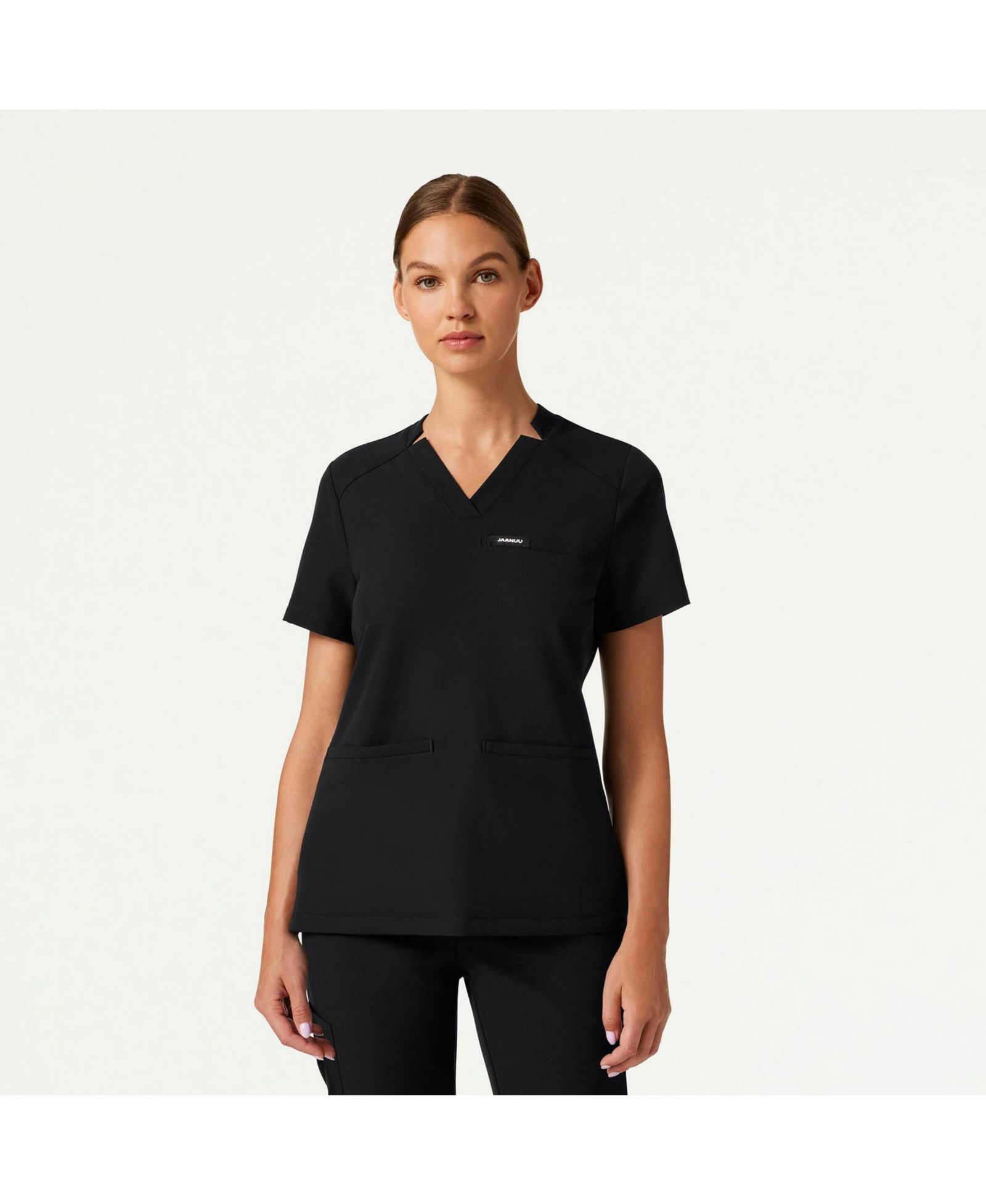 Jaanuu Женский Helia 3-Pocket Slim Notched V-Neck Scrub Top