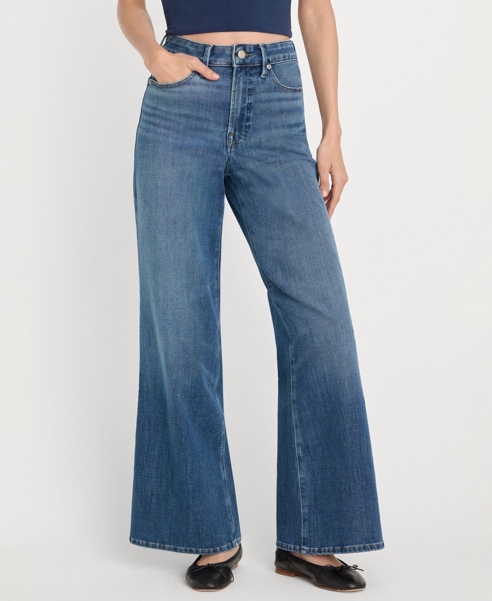 Джинсы Good American Petite Soft Tech Good Waist Palazzo Ankle