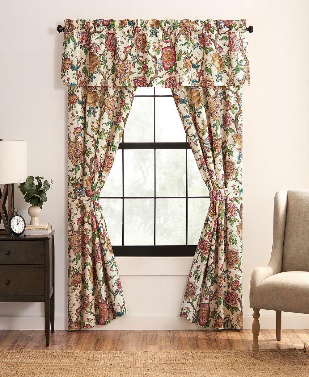 Комплект штор Rose Tree Bronte Floral Tailored Drapery Panel, 50" x 84"