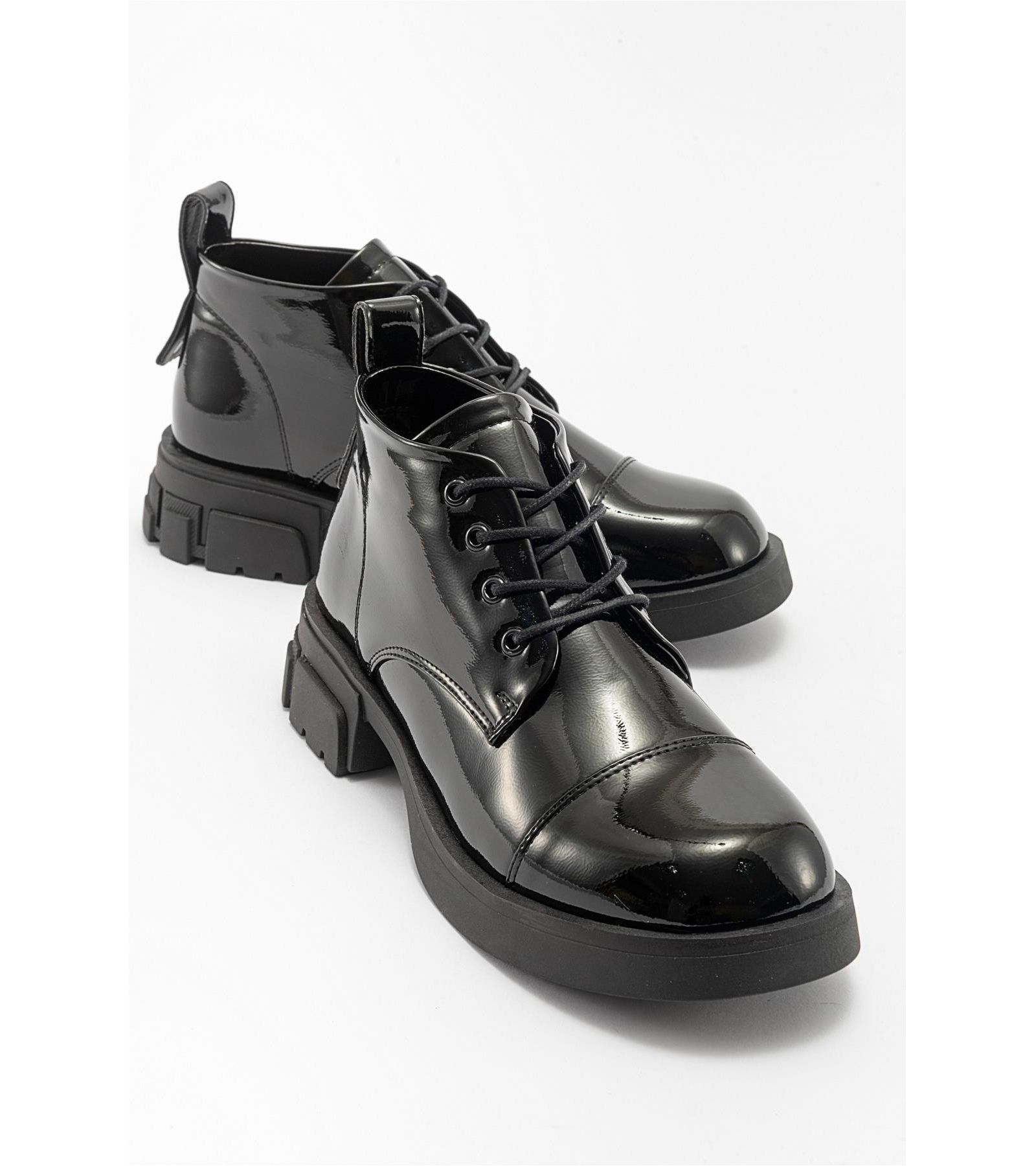 Женские лаковые ботинки Prologue Shoes Lagom