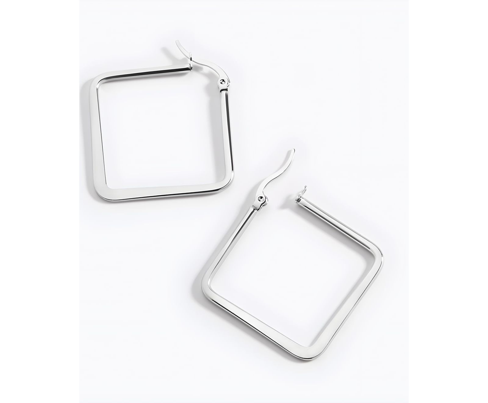 Серьги-кольца Mint & Lily Geometric Girl Boss
