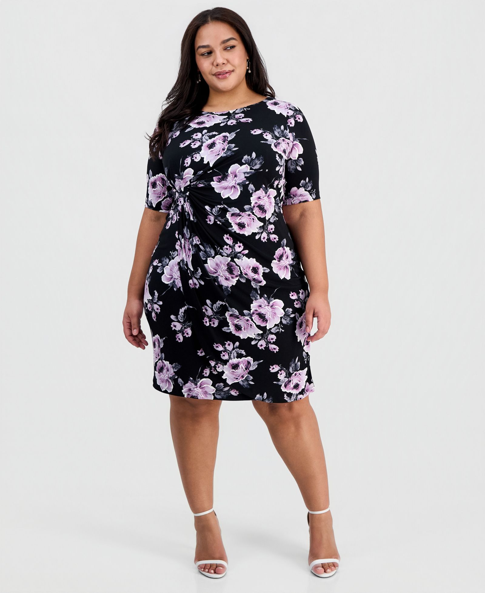 Платье Connected Plus Size с цветочным принтом и перекрученным передом