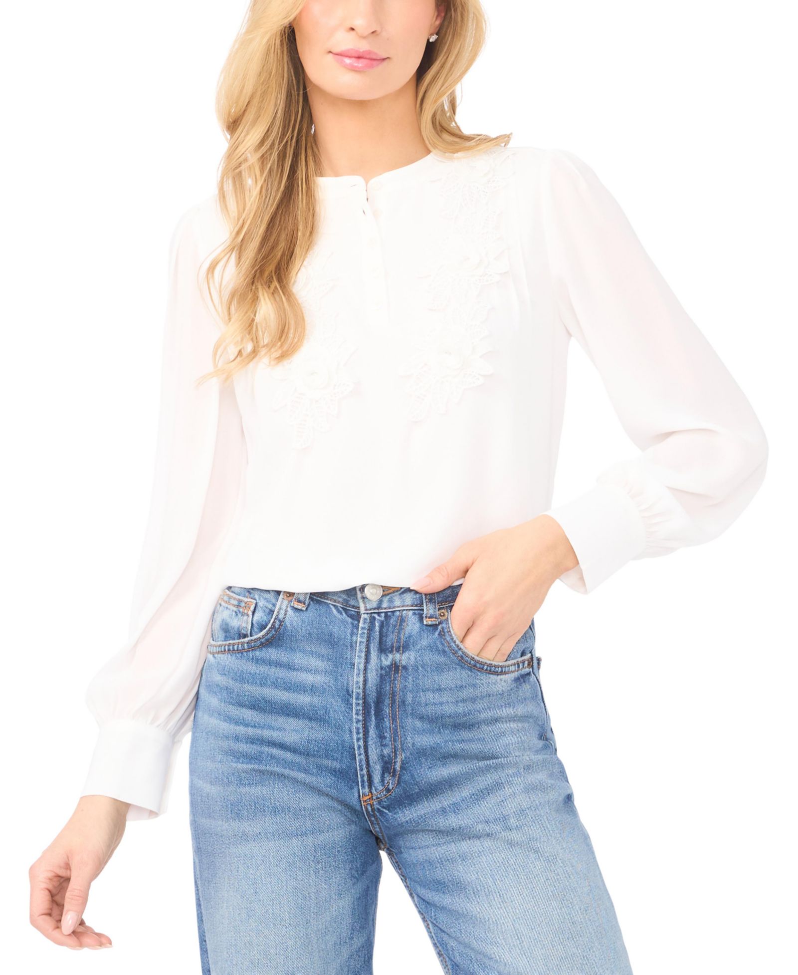 Топ CeCe Women's Crewneck Floral Applique