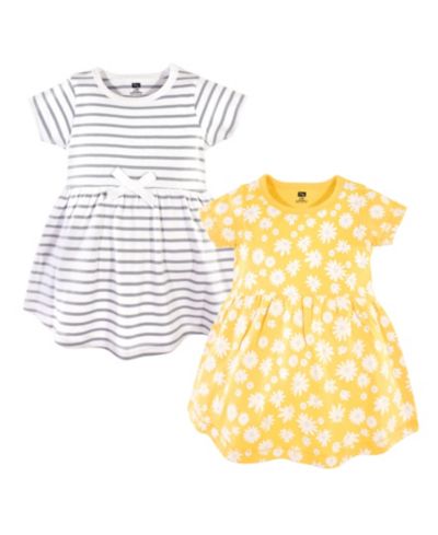 Yellow daisy
