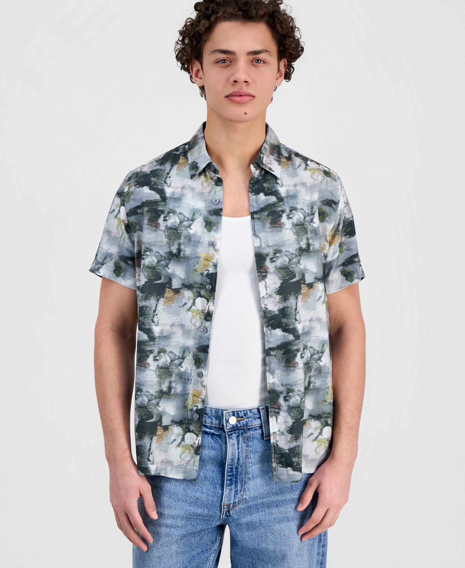 Мужская рубашка GUESS Abstract-Print Short-Sleeve