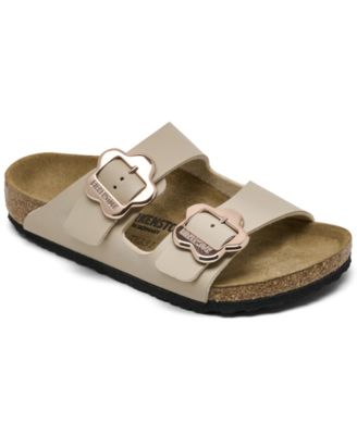 Birkenstock Сандалии Big Girls' Arizona Birko-Flor с цветочной пряжкой от Finish Line