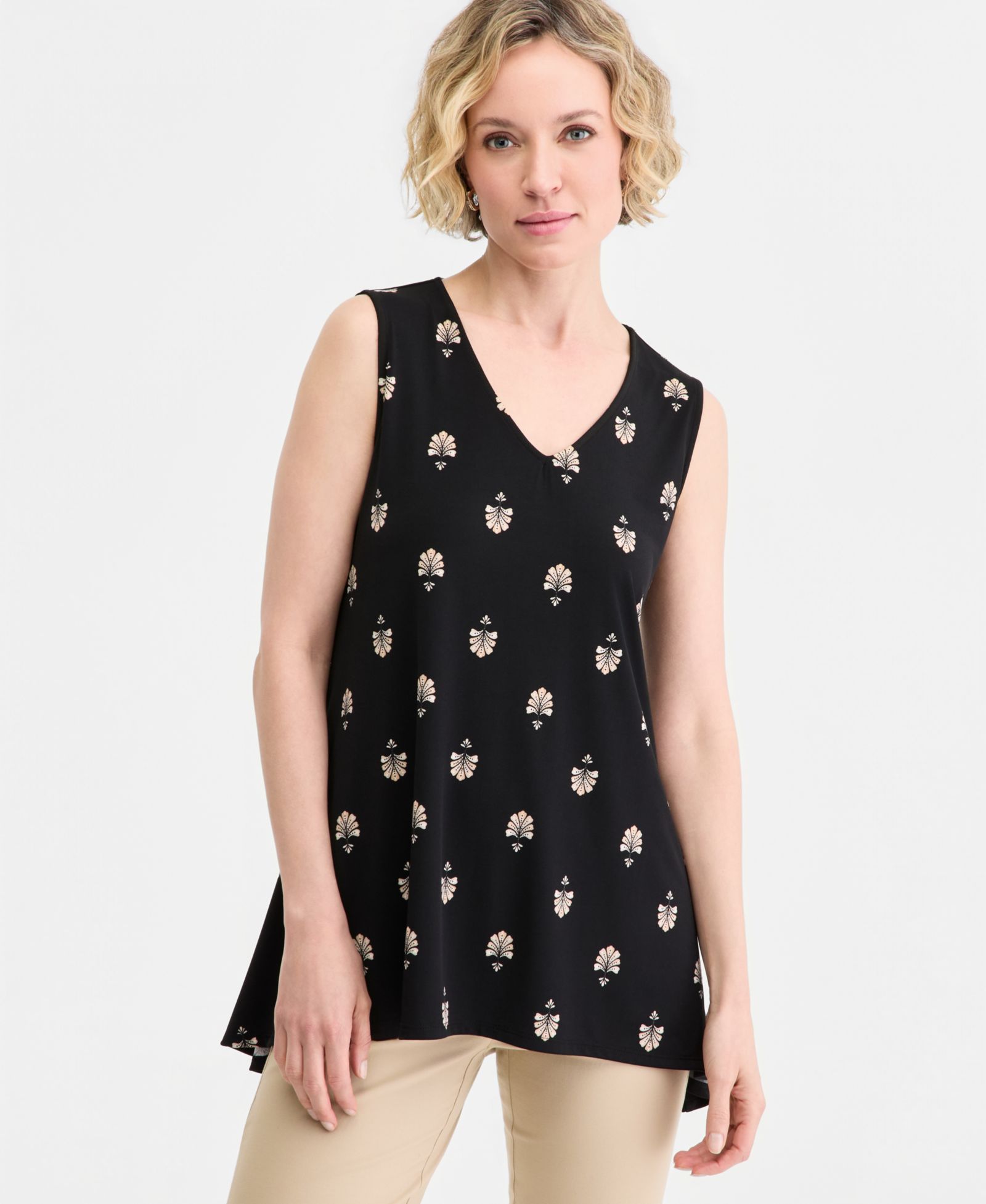 Женский трикотажный топ JM Collection Sleeveless Vneck