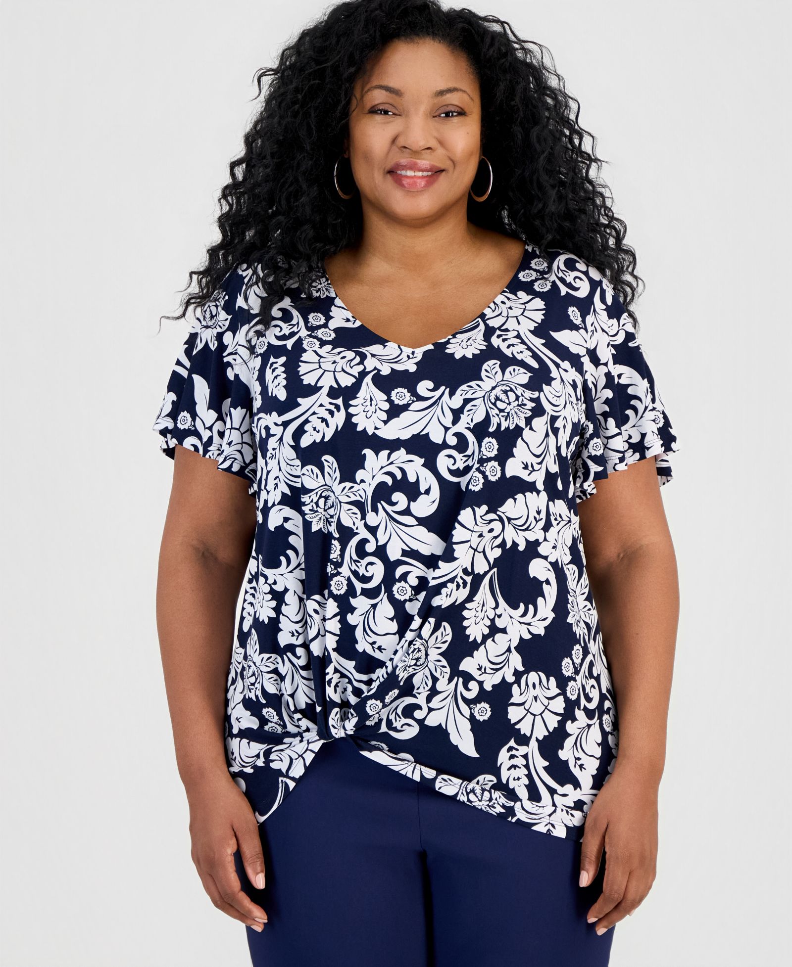 JM Collection Plus Size Sicily Scroll топ с V-образным вырезом и расклешенными рукавами