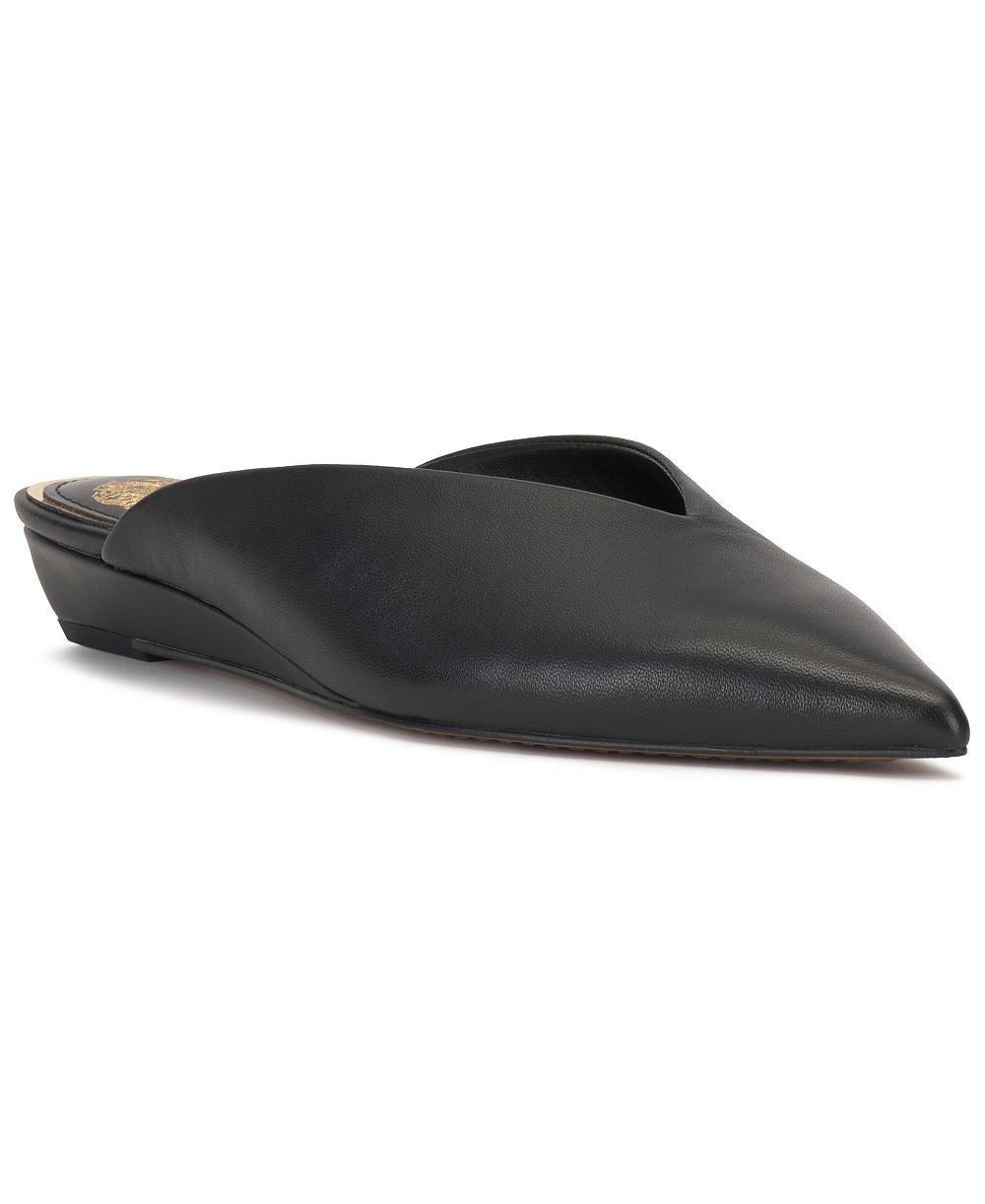Женские слипоны Vince Camuto Vinia Pointed-Toe