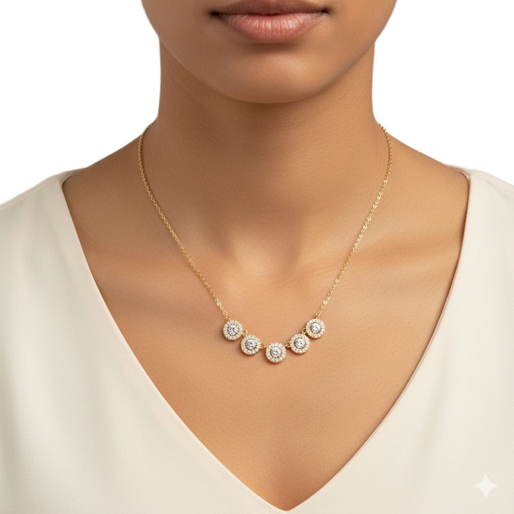 Коктейльное ожерелье Etoielle White Topazs and CZ Halo Gold Over Silver