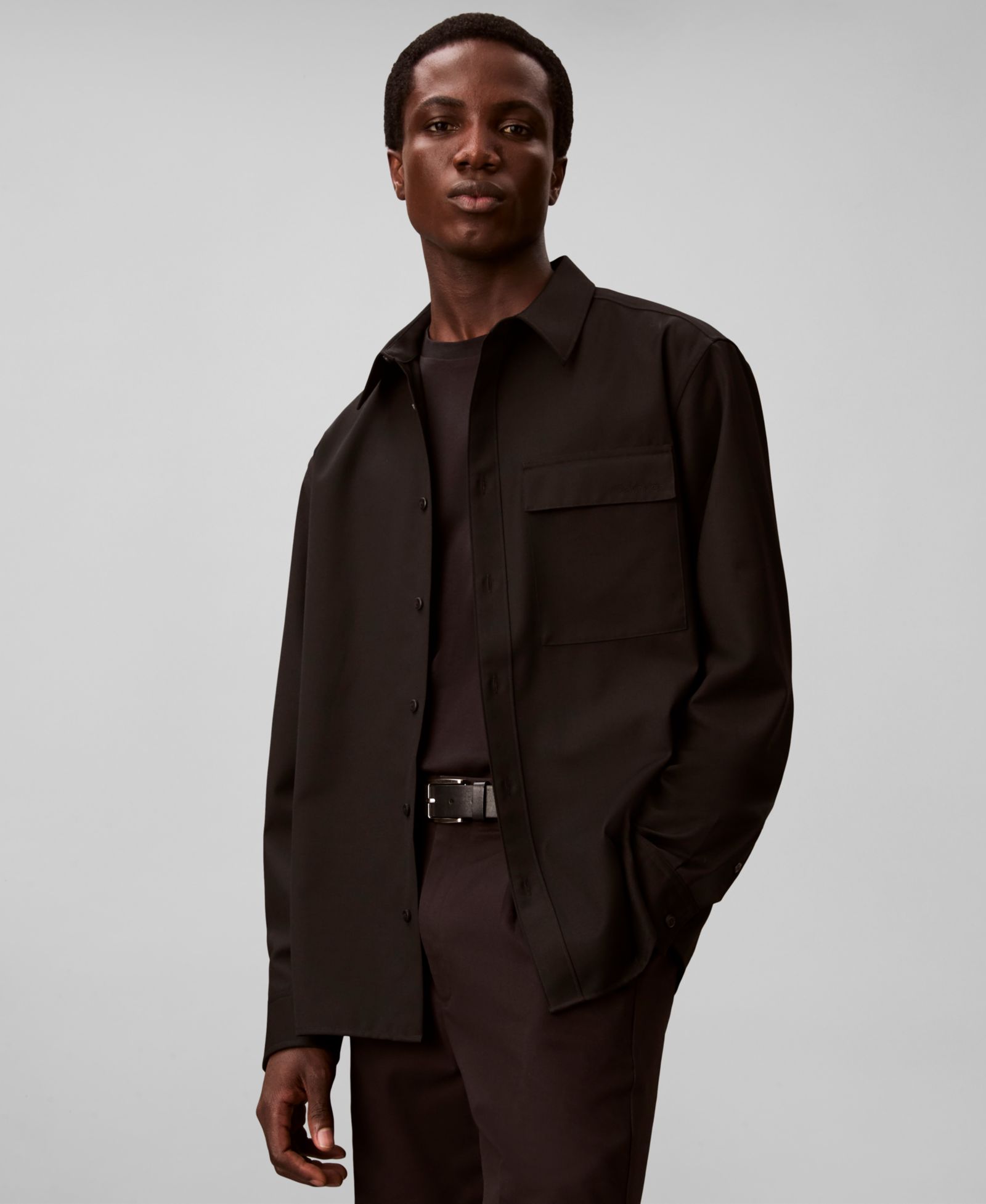 Мужская рубашка Calvin Klein Men's Travel Twill Regular-Fit
