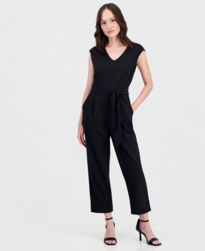 Комбинезон Anne Klein Essentials Petite Belted V-Neck