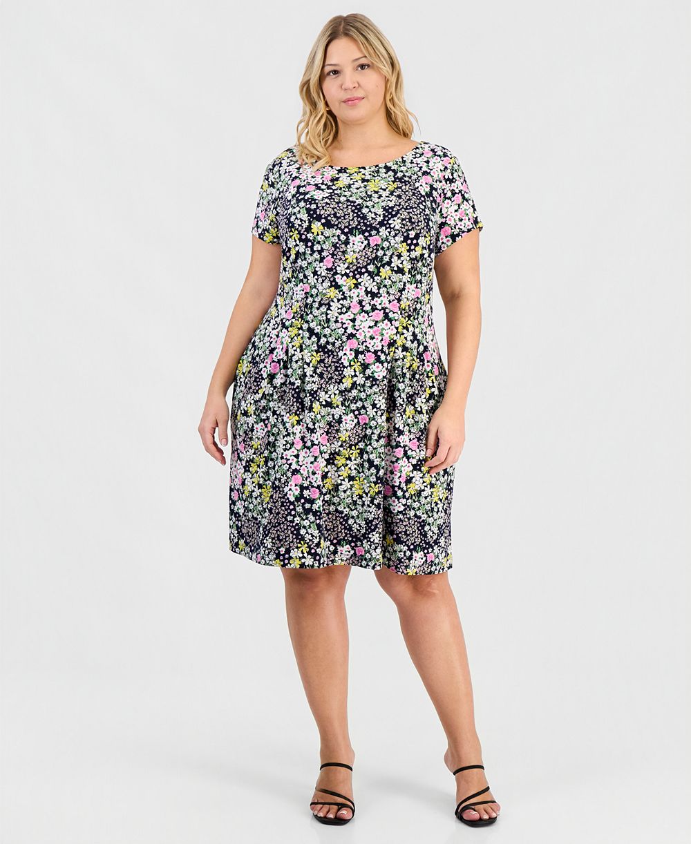 Платье Connected Plus Size Printed Pintuck Short-Sleeve