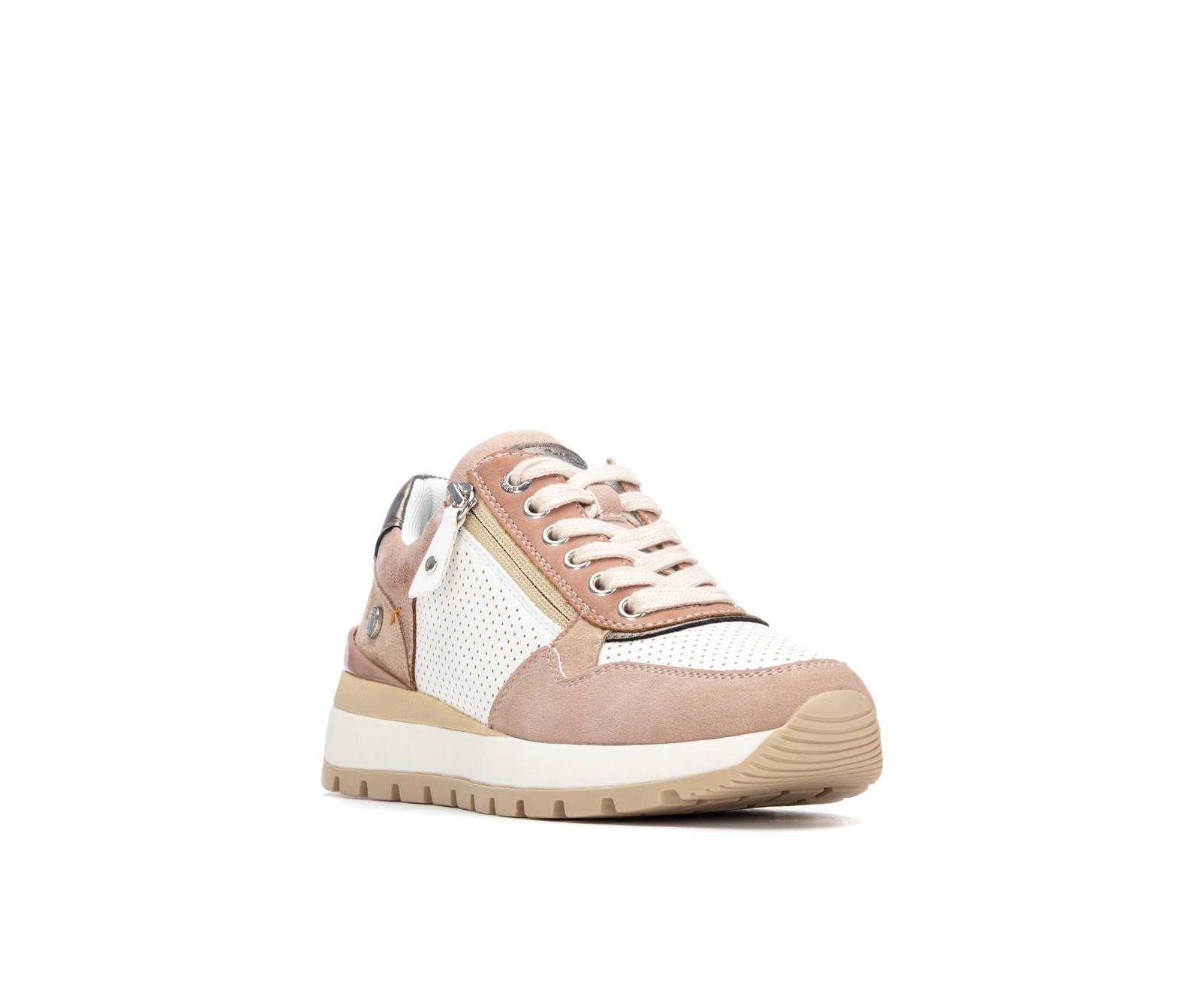 XTI Refresh Collection Women's Casual Lace-Up Sneakers