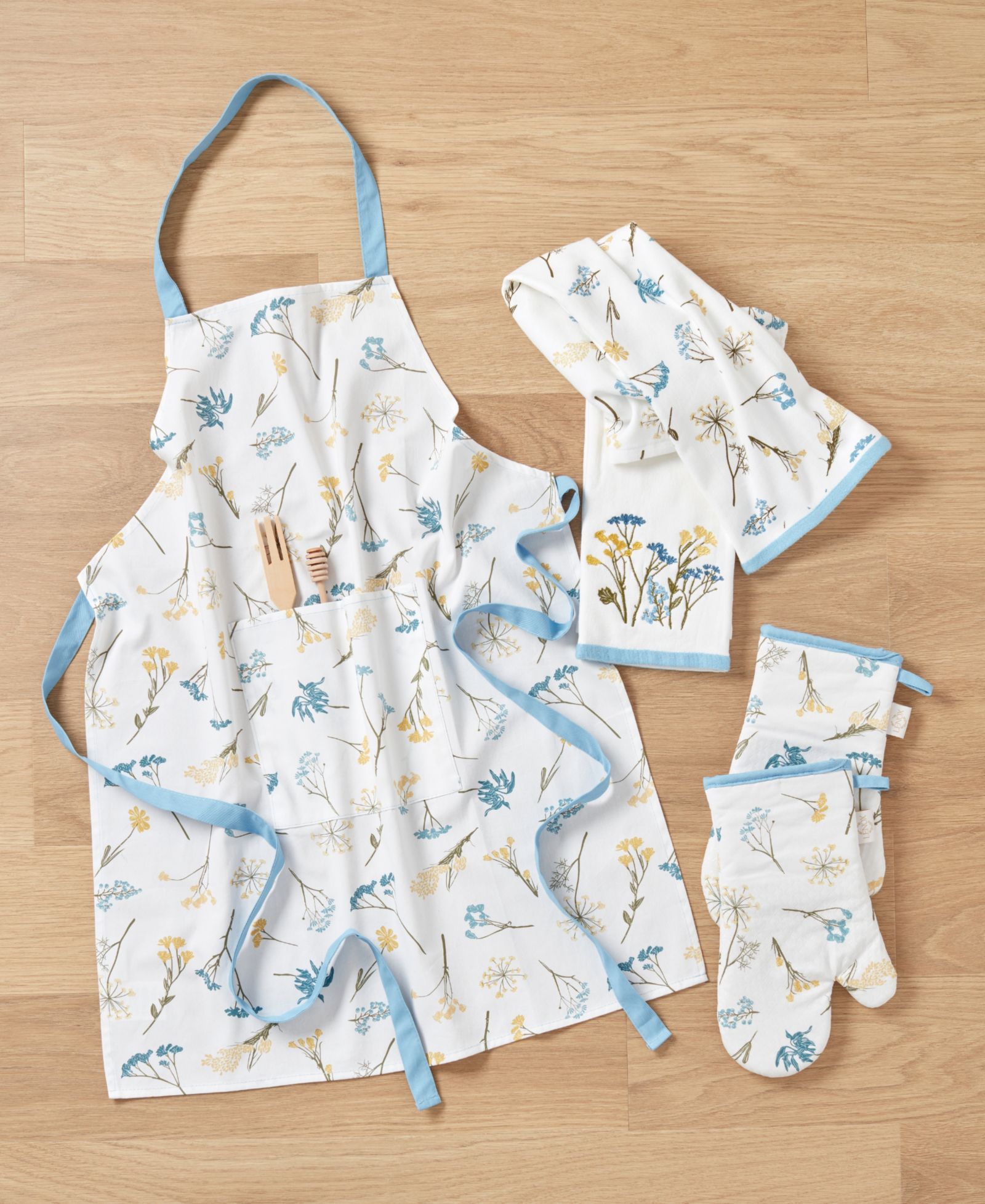 Lenox Wildflower 5-Piece Kitchen Linens Gift Set