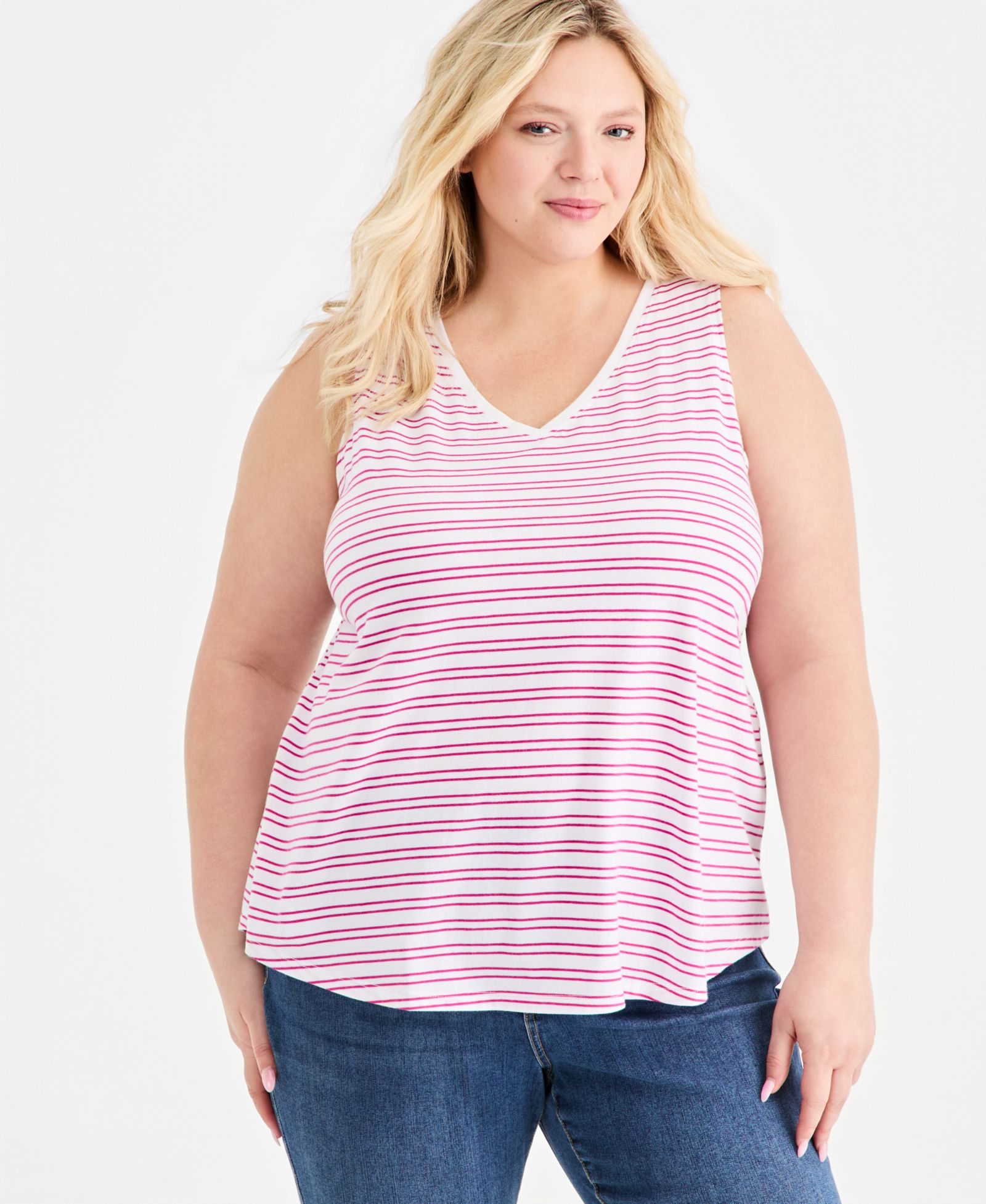 Танк-топ Style & Co Plus Size Printed V-Neck