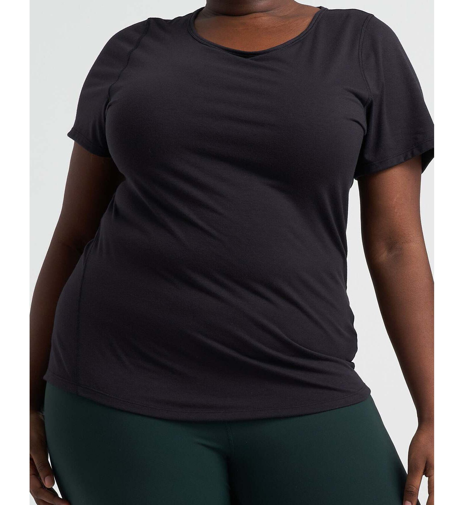 Universal Standard Plus Size Mia Movement Tee