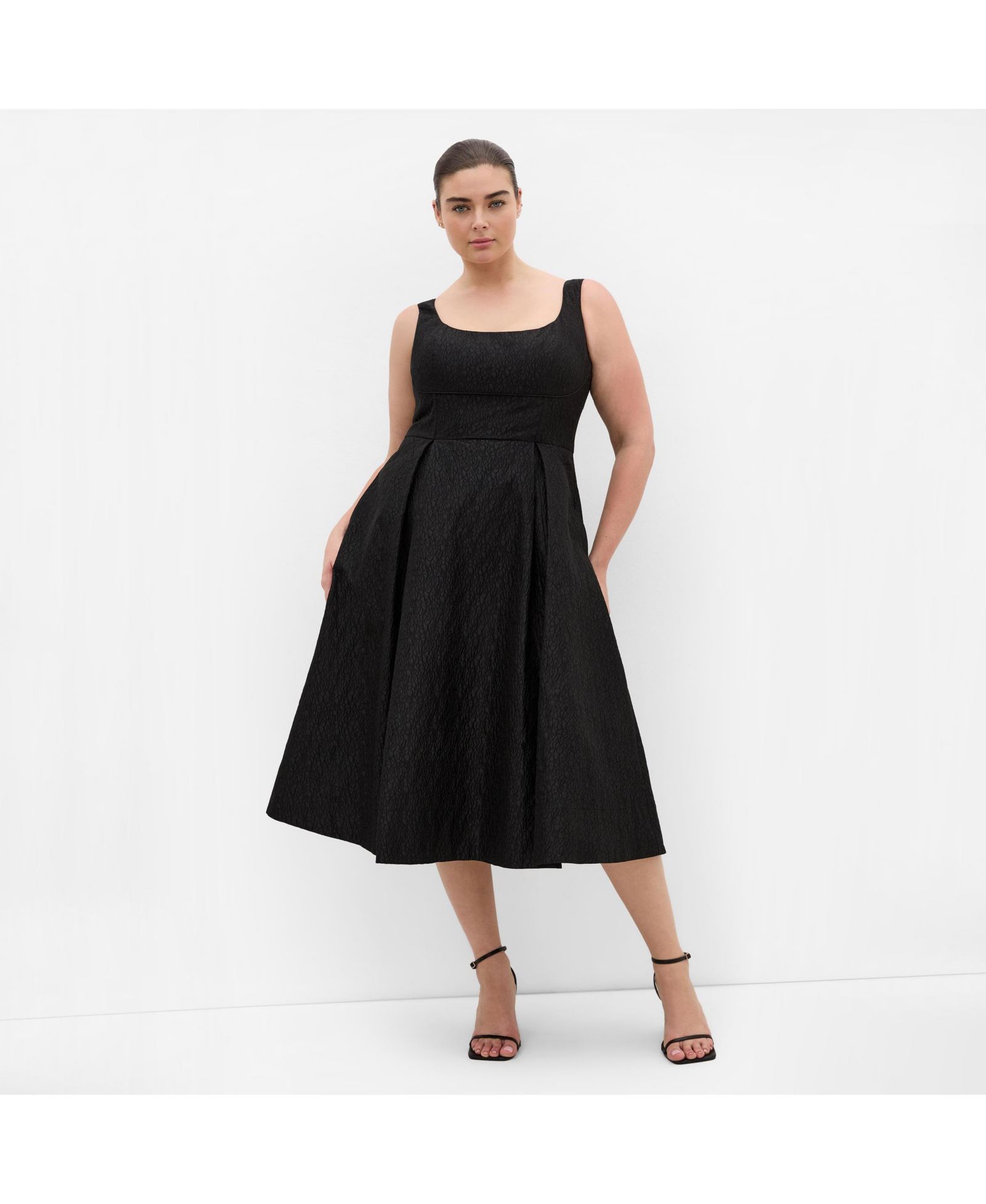 Женское миди платье CITY CHIC Estella Floral