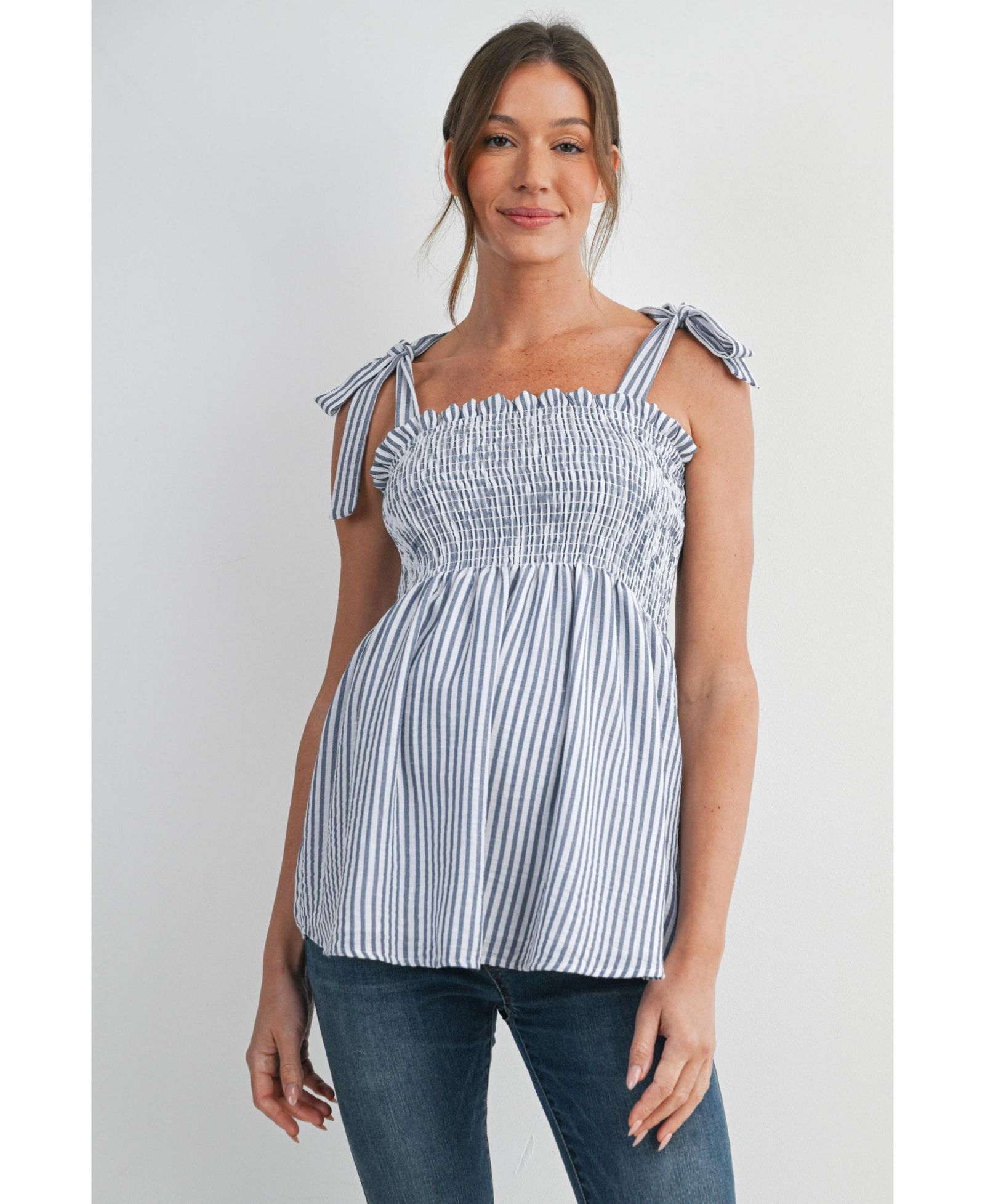 Женский топ Hello Miz Maternity Striped Smocked Square Neck Tie Strap