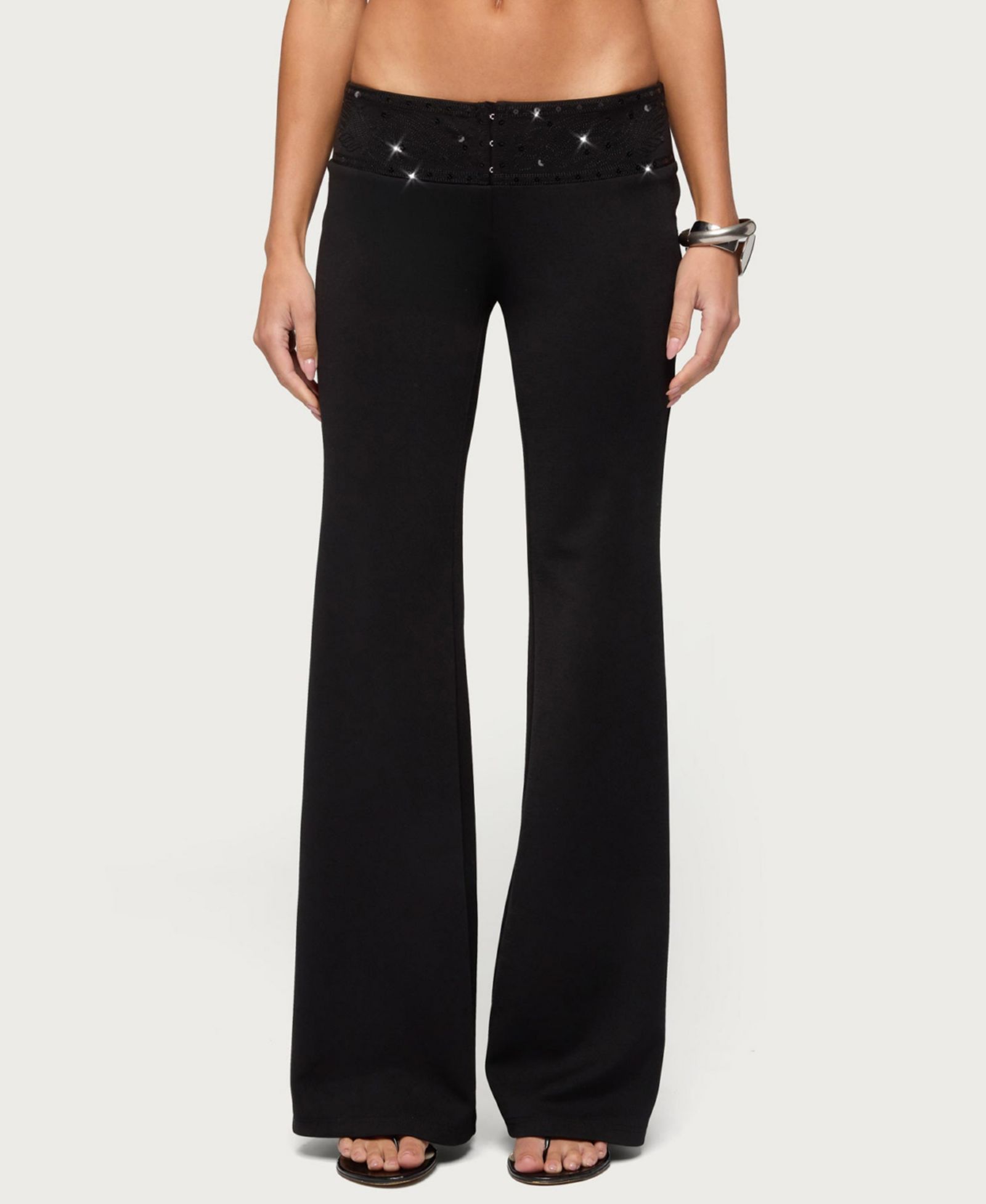 Edikted Женские брюки Katalia Sequin Flared