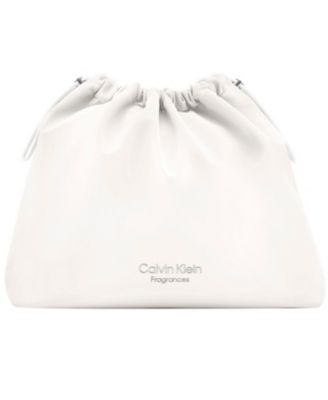 Бесплатный клатч Calvin Klein при покупке женского парфюма Calvin Klein на сумму $100