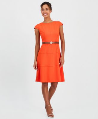 Женское платье Anne Klein Women's Cap-Sleeve Belted Scuba Crepe
