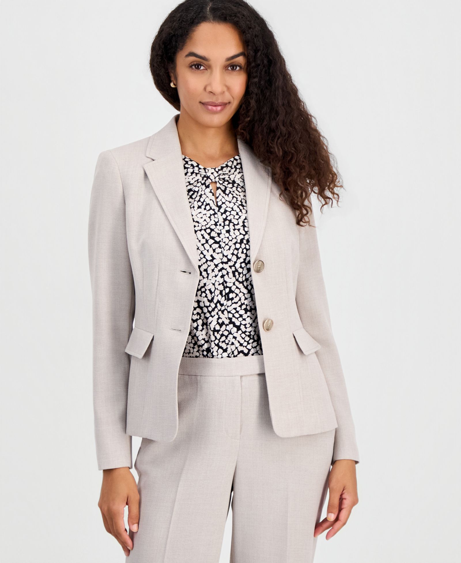 Женский блейзер Kasper Two-Button Seamed, Regular & Petite
