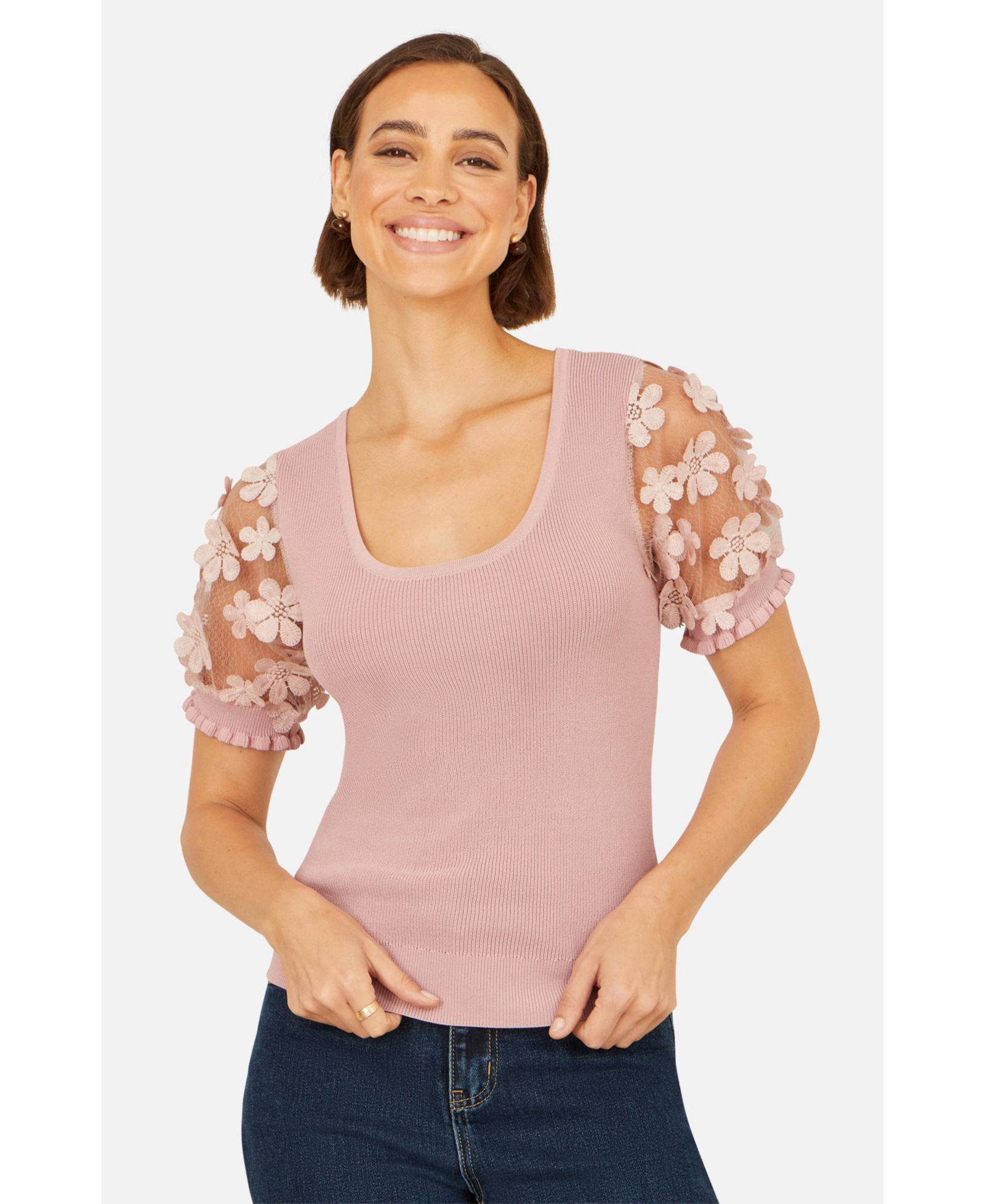 Женский вязаный топ Yumi Floral Applique