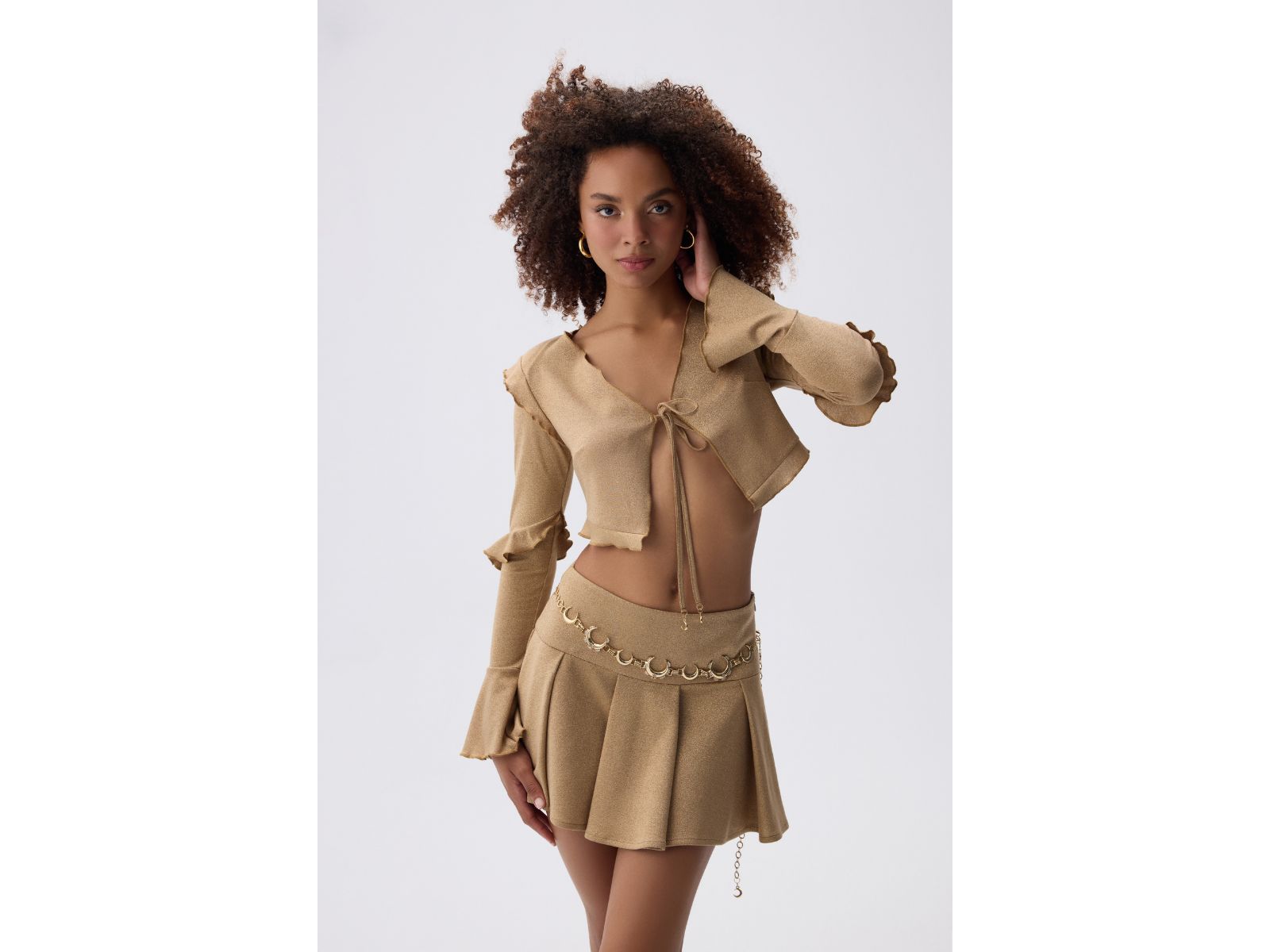 Luna B Women's Vera V-Neck Long Sleeve Crop Top