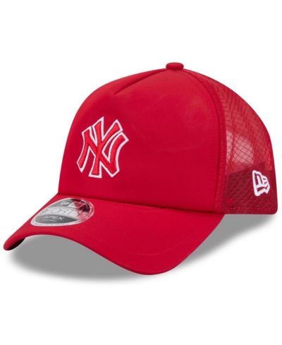 New Era Men's Red New York Yankees 2026 Batting Practice Alternate Apex 9FORTY Adjustable Hat