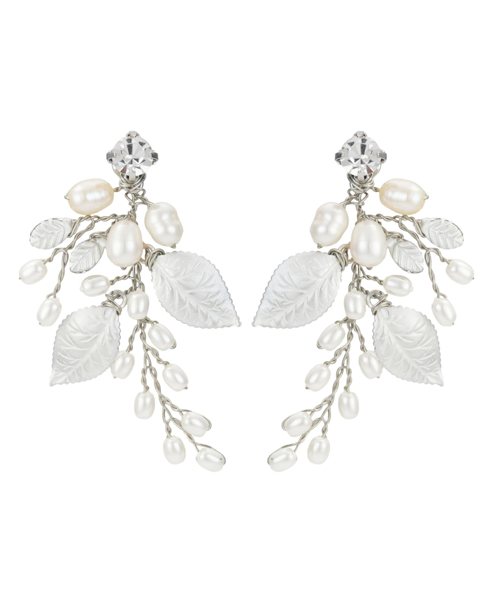 Серьги Untamed Petals Ryann Freshwater Pearl Drop