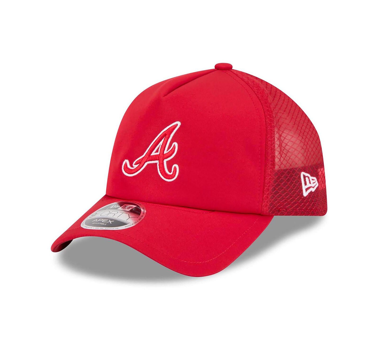New Era Men's Red Atlanta Braves 2026 Batting Practice Apex 9FORTY Adjustable Trucker Hat