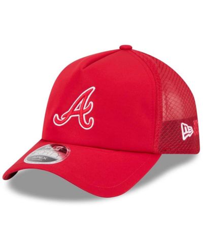 New Era Men's Red Atlanta Braves 2026 Batting Practice Apex 9FORTY Adjustable Trucker Hat