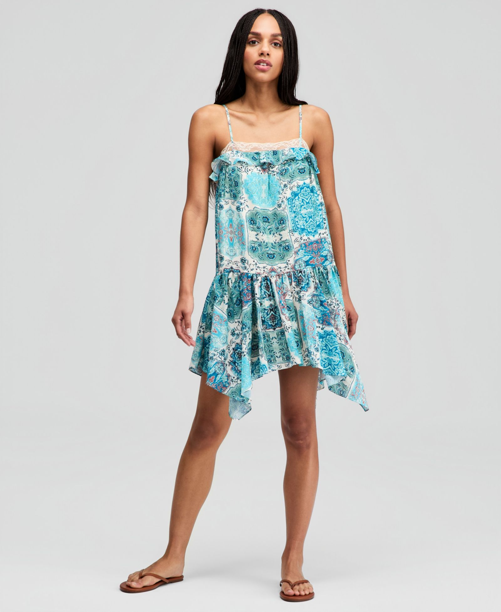 Мини-платье And Now This Petite Square Neck Floral