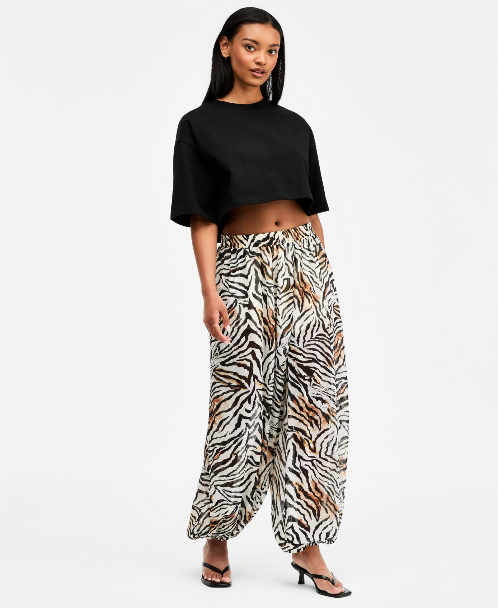 Брюки Bar III Women's Zebra Printed Pull-On Sheer Balloon