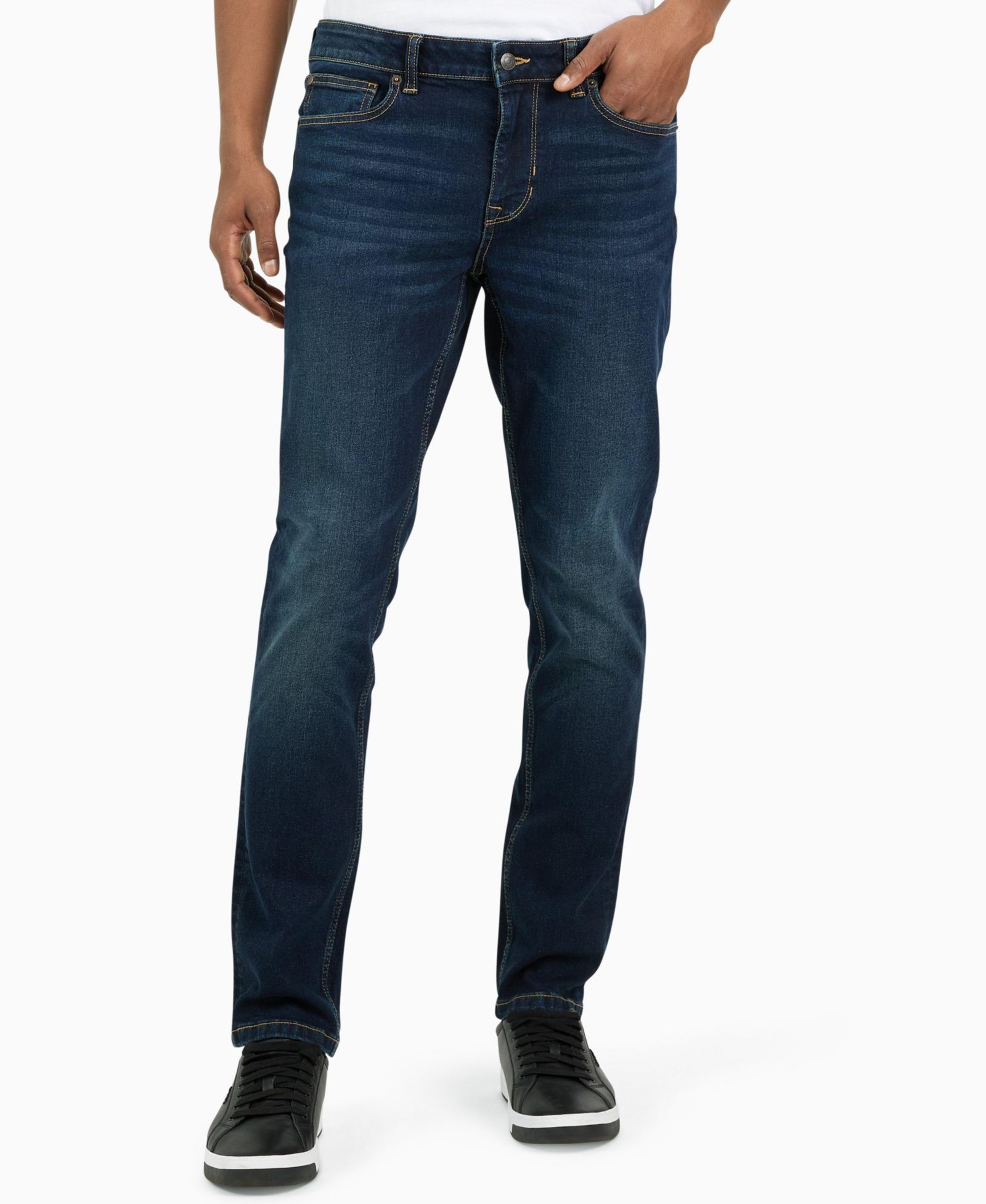 DKNY Men's bedford slim fit jeans