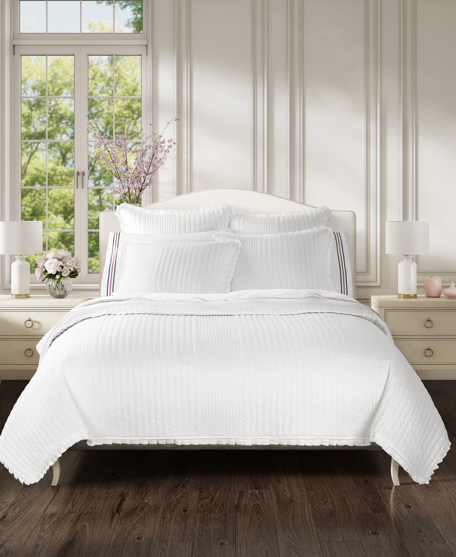 J. Queen Cottage Savannah Solid 3-Piece Quilt Set, King/California King