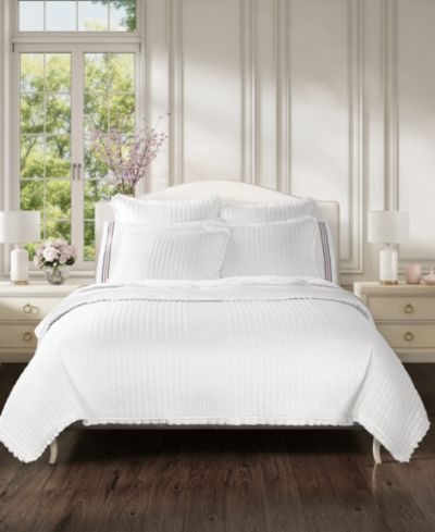 J. Queen Cottage Savannah Solid 3-Piece Quilt Set, King/California King