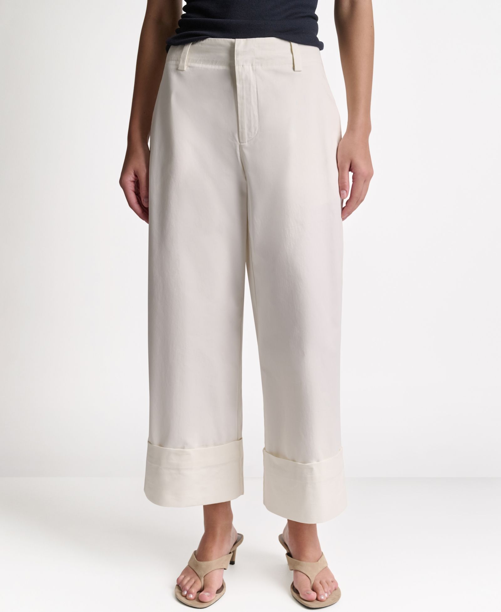 BCBG Women's Cuffed Wide-Leg Cropped Pants