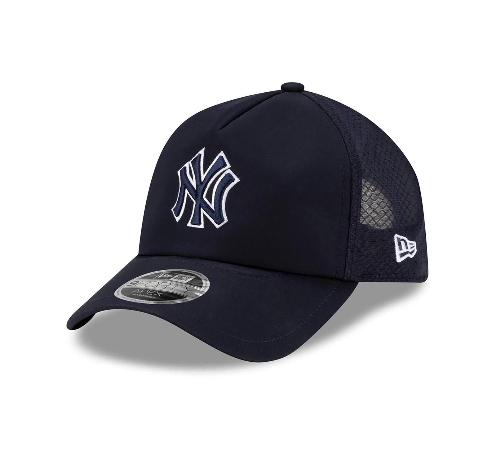 New Era Men's Navy New York Yankees 2026 Batting Practice Apex 9FORTY Adjustable Trucker Hat