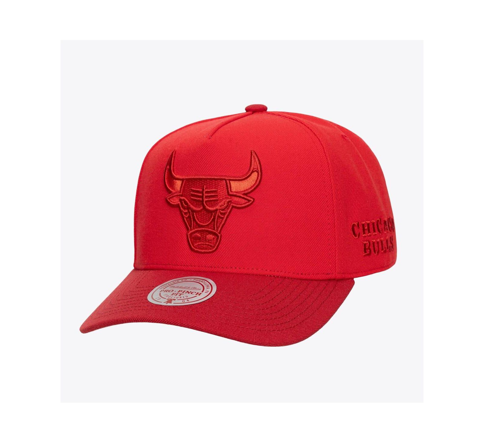 Mitchell & Ness Men's Red Chicago Bulls Legendary Home Pro Pinch Snapback Hat