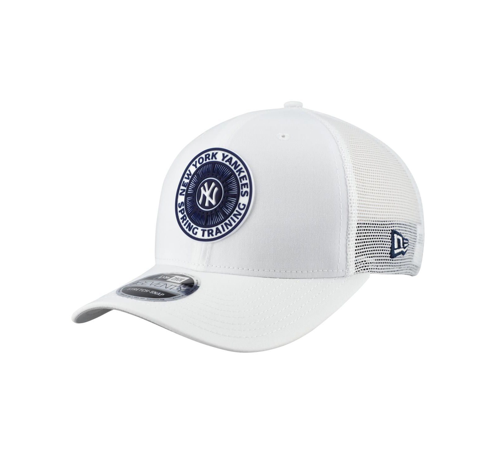 Мужская регулируемая кепка-тракер New Era New York Yankees 2026 Spring Training Fan Pack в цвете White