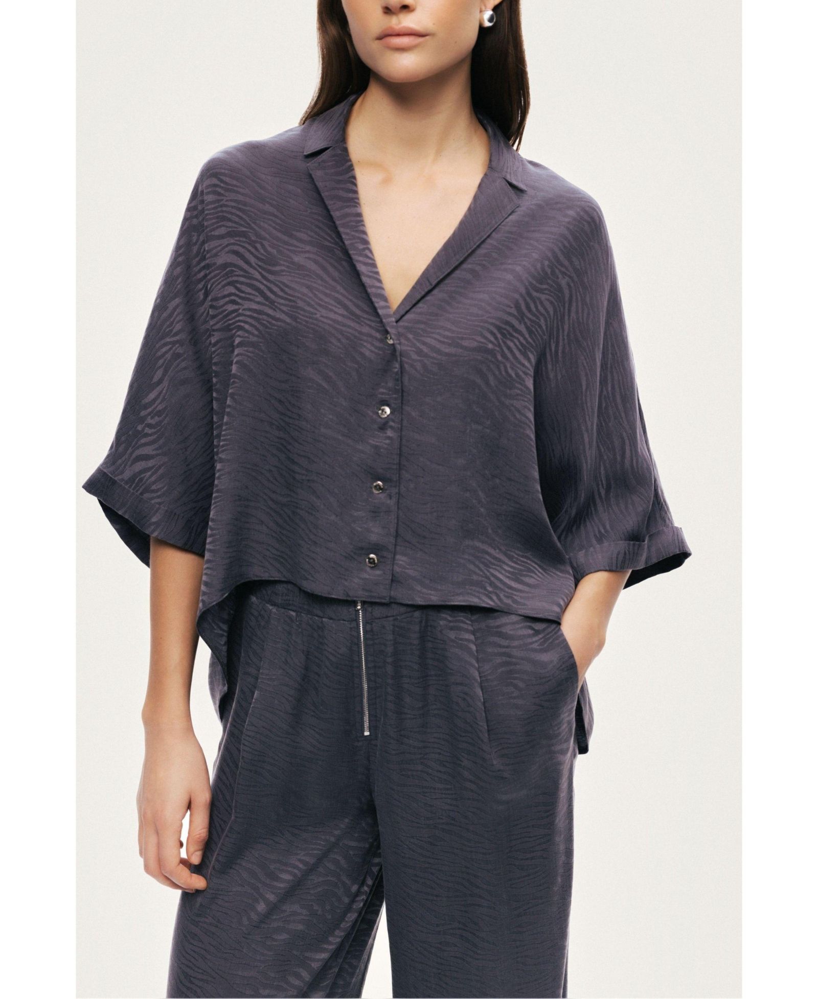 NOCTURNE Women's Relaxed Short-Sleeve Textured Shirt