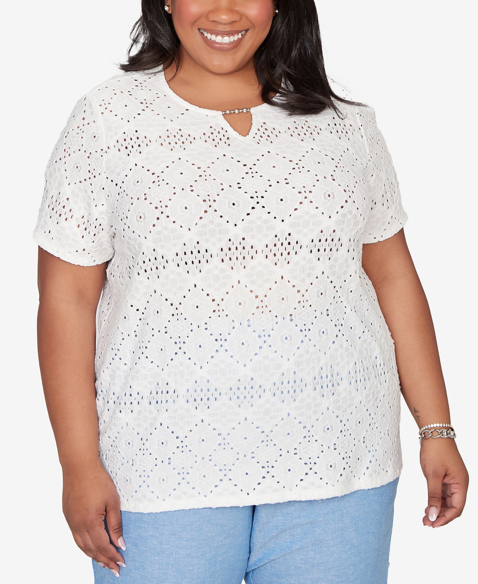 Alfred Dunner Plus Size Vintage Charm Solid Eyelet Split Beaded Neck T-Shirt