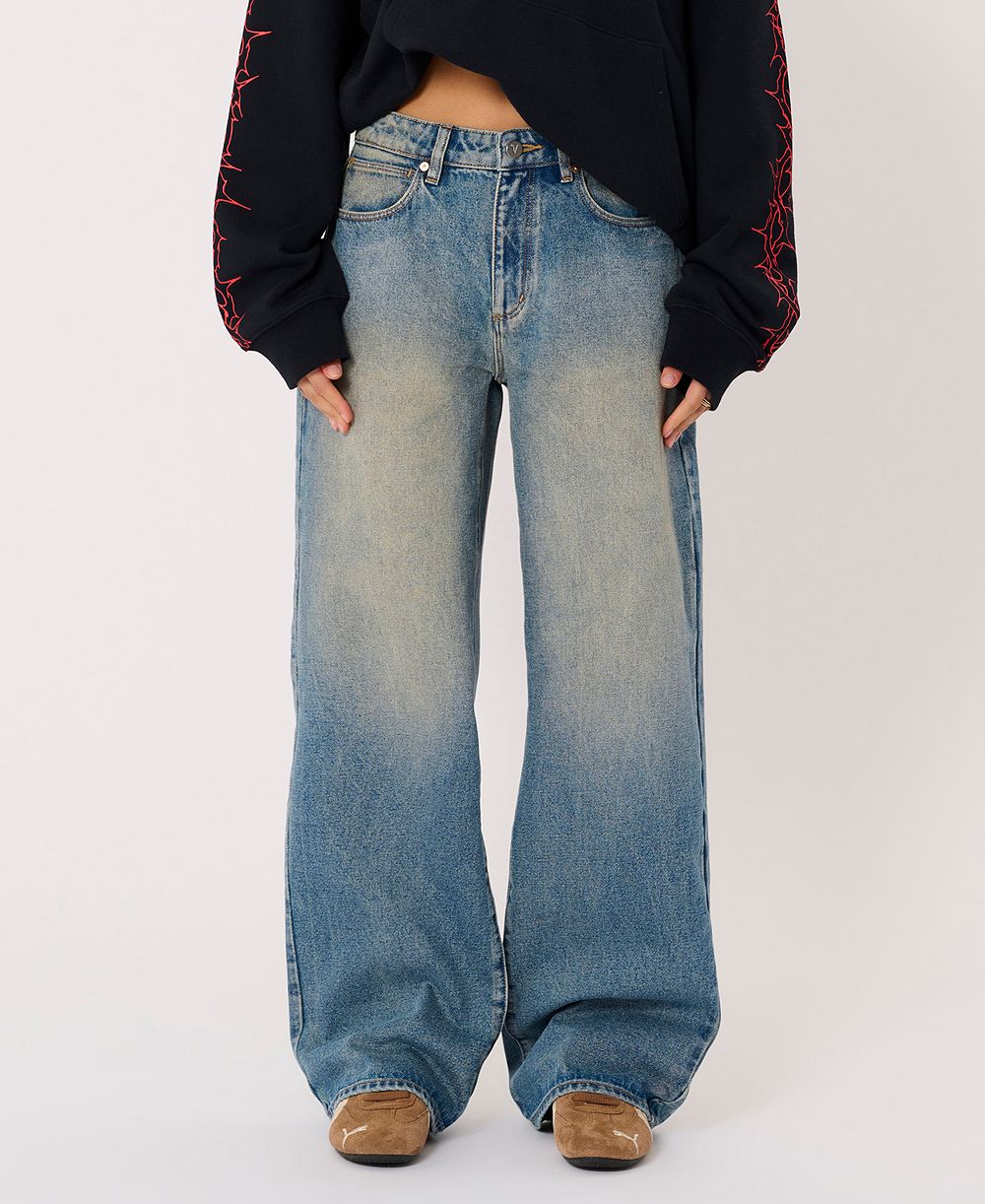 Abrand Women's 99 Kit Baggy-Fit Wide-Leg Jeans