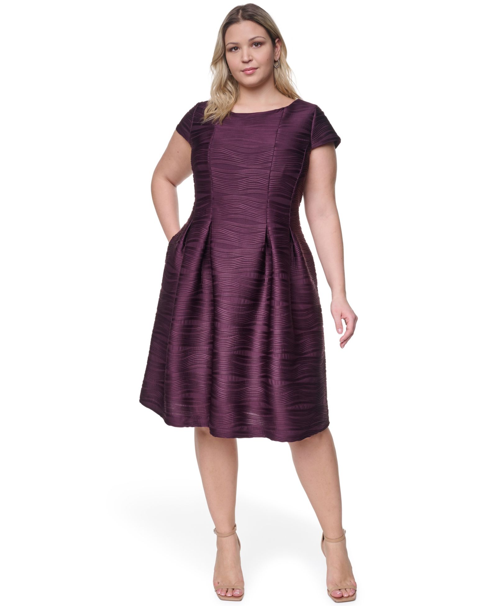 Женское платье Jessica Howard Plus Size Short-Sleeve Boat Neck
