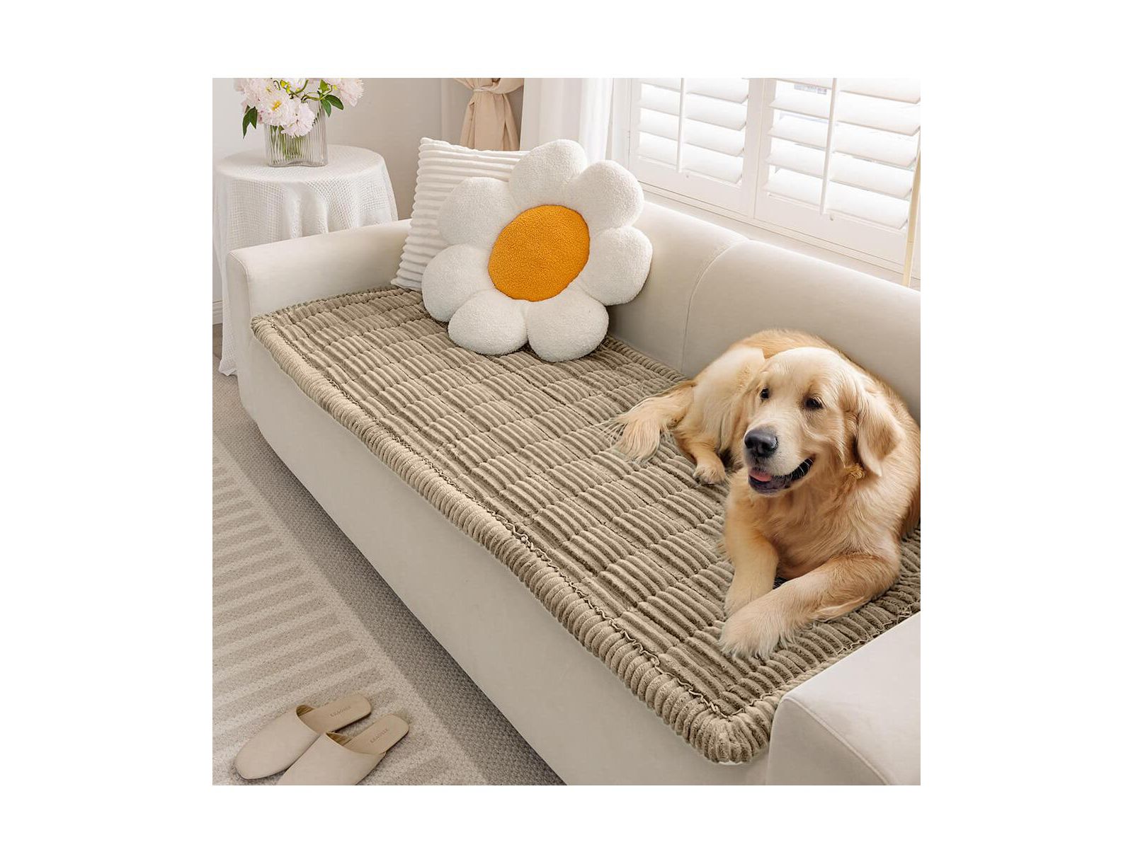 FunnyFuzzy Soft Flannel Breathable Sofa Seat Pad