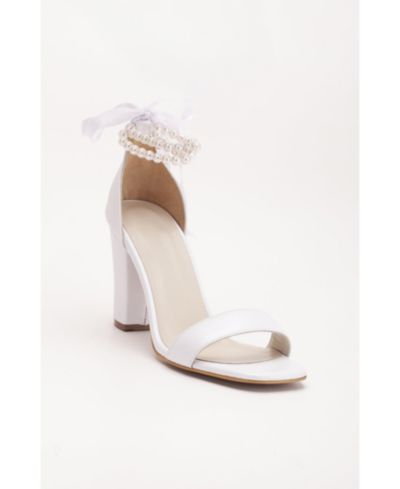 Женские кожаные сандалии Forever & Always Shoes Dina Block Heel с жемчугом