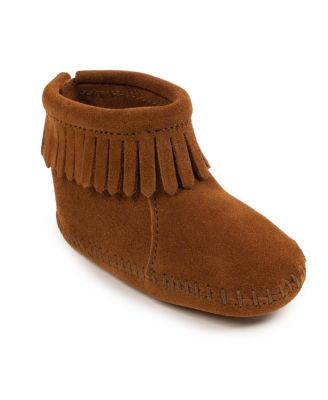 Детские ботильоны Minnetonka из замши с клапаном на липучке